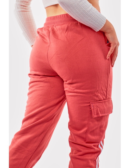 Jogger rosado pastel de mujer marca Kalypzo 4