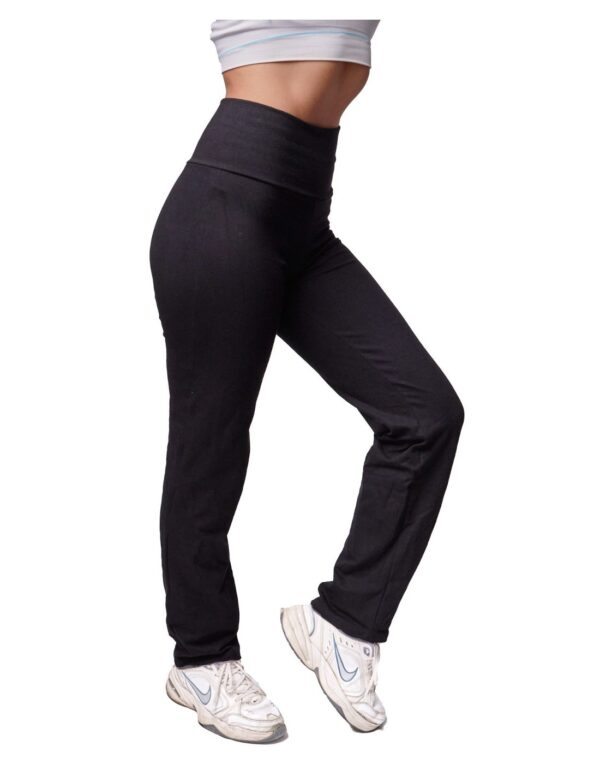 Calza recta de mujer marca Kalypzo 4