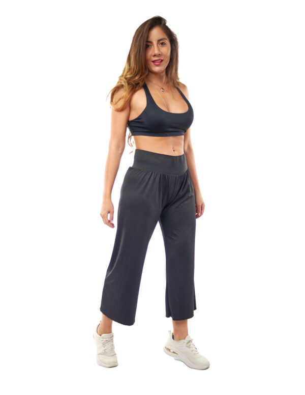 Calza bombacha elasticada de mujer marca Kalypzo 2